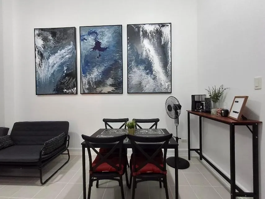 Apartment Forbeswood Garden Suite Parklane Bgc Manila