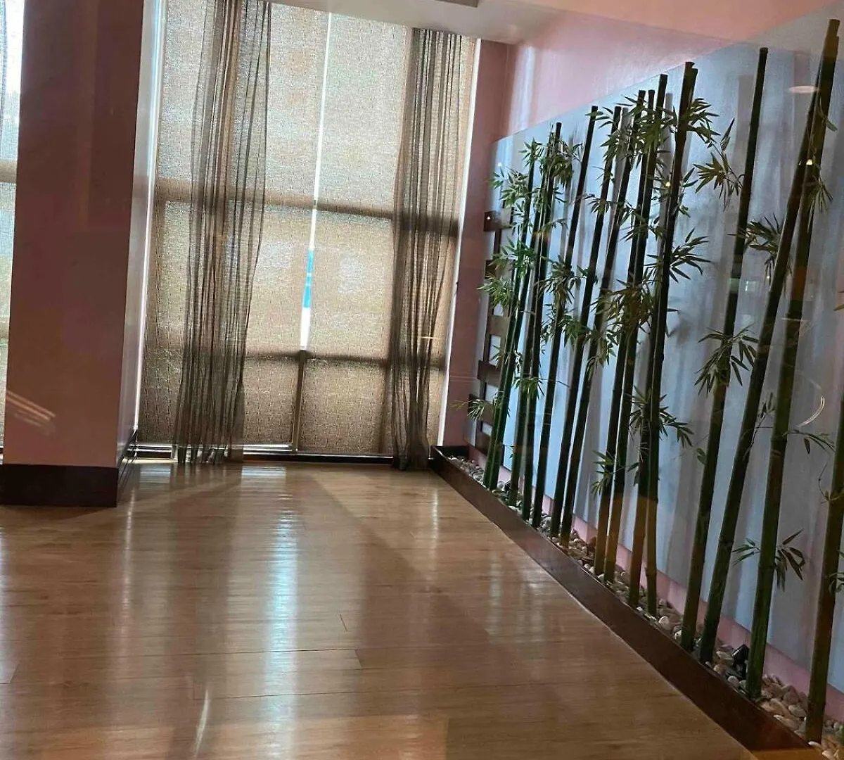 Appartamento Forbeswood Garden Suite Parklane Bgc Manila